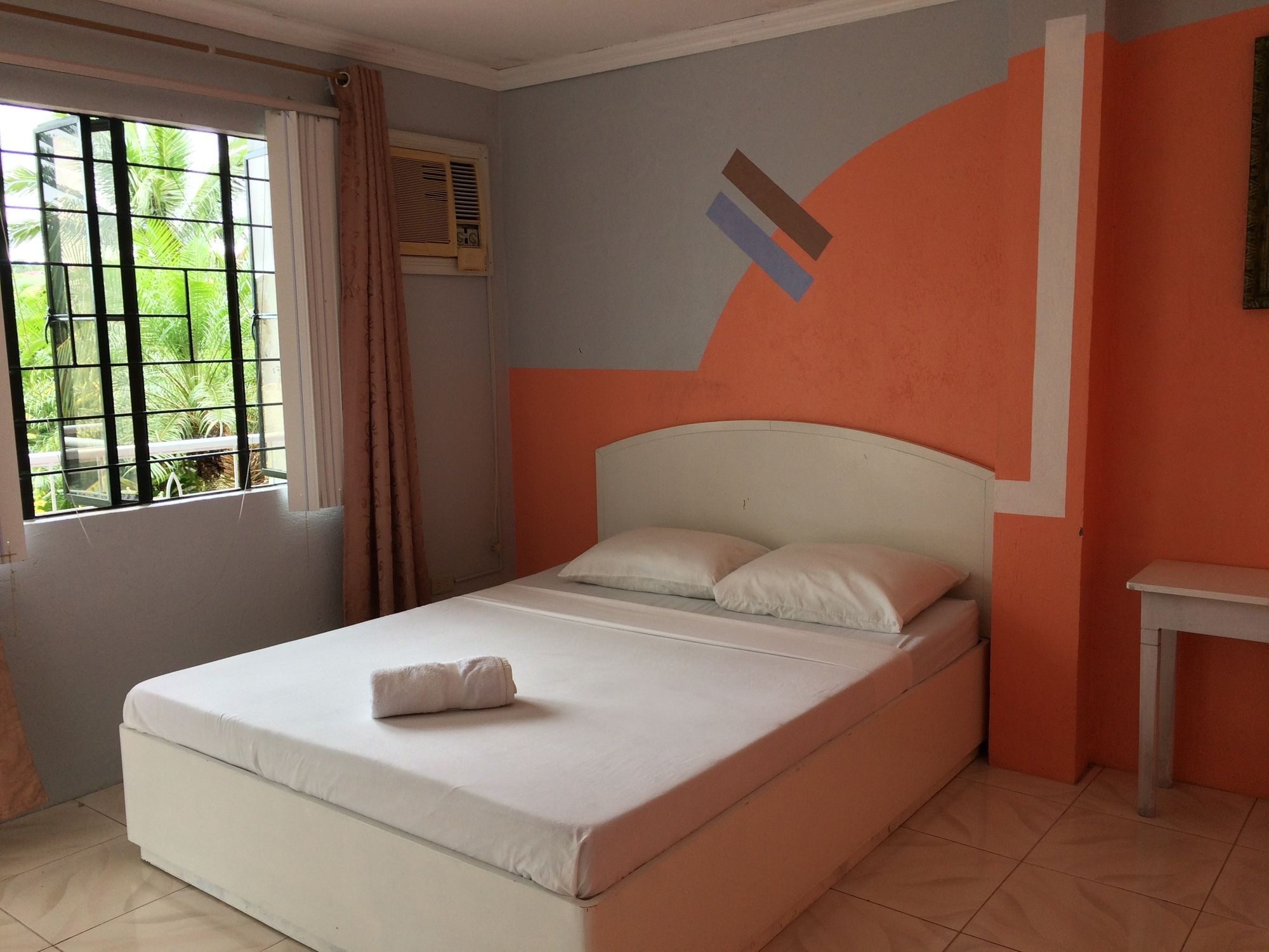 El Paso Inn Тагайтай Экстерьер фото